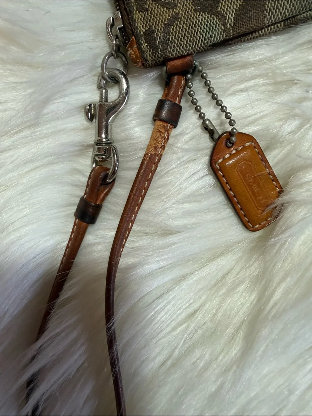 Coach wristlet classic